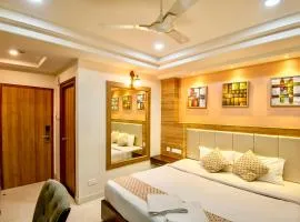 Hotel Golden Tower At Delhi Airport