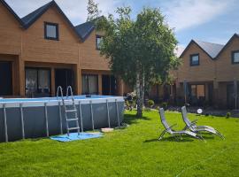 Domki NA PNIU, hotel in Jarosławiec