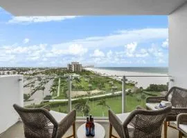 SW facing beachfront condo with sweeping ocean views