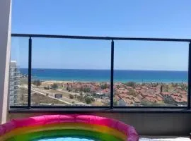 Azure Seaview Studio in Priscilla, Caesar Blue Resort, Gym, Heated pool, Sauna, Late check-out