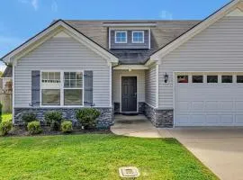 Charming Spacious 3BR Spring Hill Home!