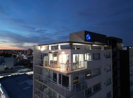 Ocean, готель у місті Пуерто-Мадрин