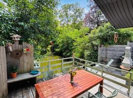 CASA LAGO gezellige chalet aan het water, chalet i Geel