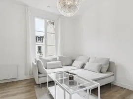 Comfort & Light in Boulogne I 10 Min to Paris Metro