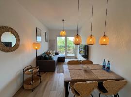 Apartament Blisko Morza - 3 pokoje LUX - Parking w cenie, hotel para golfe em Gdansk