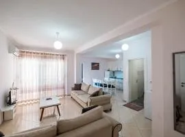 Rei Apartments