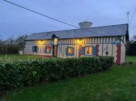 Venez respirer l'air de la Campagne a 70 km de de l'Océan, Villers sur Mers , Deauville ..... Maison de 100 m² ,sur une parcelle de 2000 m² 3 chambres toutes refaites , 2 salles d'eau , 2 toilettes , cuisine équipées . tous refait a neuf