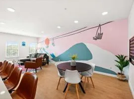 Cozy Ski Lodge 2BR 2BA Rooftop Garage