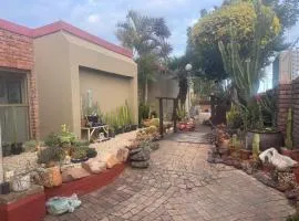 A La Martha's Air-Port Guest House