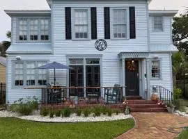 The Abbey House a B&B in Daytona Beach