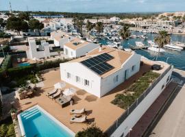Lago Resort Menorca - Villas & Bungalows del Lago, hotel in Cala'n Bosch