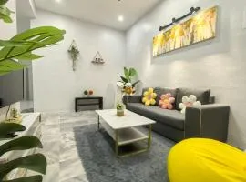 32 Homestay
