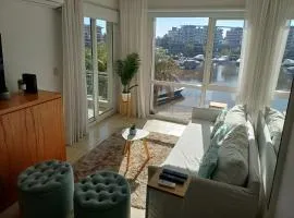 Apart , DEPARTAMENTO CONDOMINIO BAHIA GRANDE NORDELTA , TIGRE , CON BALCÓN Y VISTA A LA Bahia