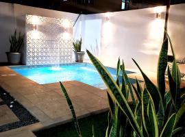 Costa Verde Hostal, khách sạn 3 sao ở Manta