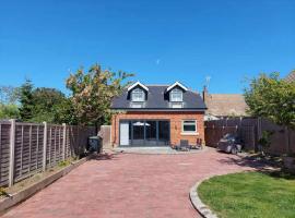 Henlow 2 Bedroom Annexe, Unterkunft zur Selbstverpflegung in Henlow