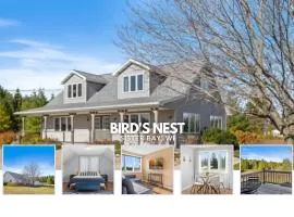 Bird's Nest - Above Bakery Cozy Studio, Perfect for Couples!