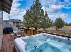 Hot-Tub - 4BDR - Located in Eagle Crest Resort
