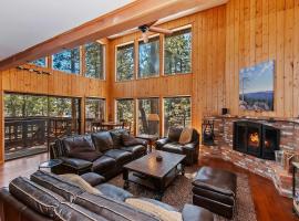 Tres Patos - Lakefront Stay for 8, Hotel in Green Valley Lake