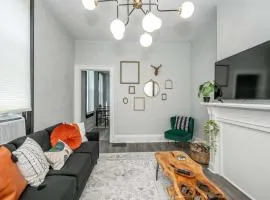 Chic Modern Gem with Style