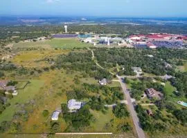 2br Texas Countryside Home w Hot Tub
