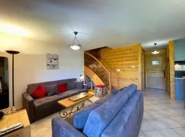 Les Menuires : Duplex 4 Pièces 8/10 pers, Wifi, Casier à Skis - FR-1-452-83