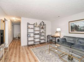 Arkstone Retreat 1 - Chic Downtown Escape, vila v destinaci Williamstown