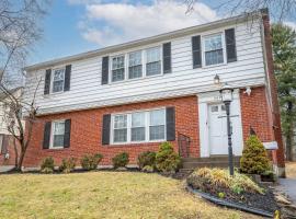 Kenwood Keys Suites - for 12, hotel em Cincinnati