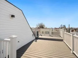 2-bed Condo with Private Rooftop, 15 Mins to Times Sq