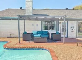 Sageview Cottage - 4 BDR with Pool Pet Friendly