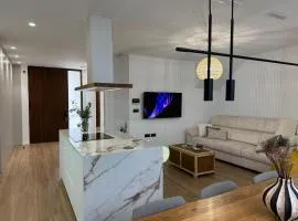 Casa Rural con piscina privada en casco urbano de Náquera Botigueta 25