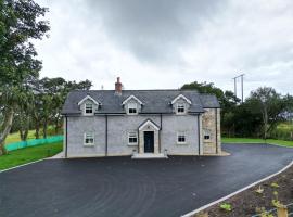 Moneen Mountain View, hotel with hot tubs in Kinlough