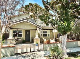 Park Avenue Beach Paradise - Chic & Secluded 4 BDR, hotel din Long Beach