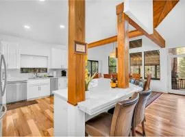 Fully Renovated 3Bd at Yosemite's South Gate