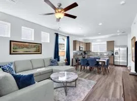 Gorgeous 2 BDR Cottage Minutes to Everything NBTX