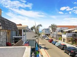 Newport Retreat B - Walk to Sandy Beaches