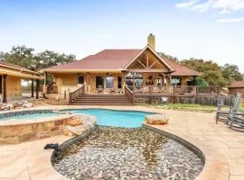 The Haven - Texas-sized Getaway for 12