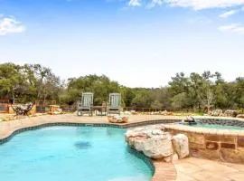 Piece of Haven - A Hill Country Retreat for 7