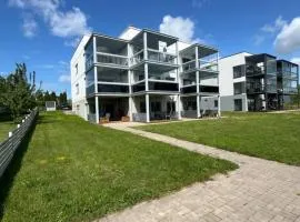 PipiRest River-View Apartment with a Terrace