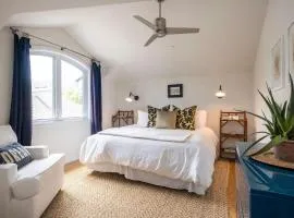 Chic Casita - Long Term Stays of 30 or More - Walk to Beach