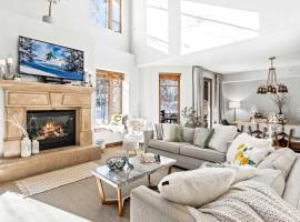 Calming Canyons - Ski-in Ski-out Luxe Penthouse, hotel v destinaci Park City