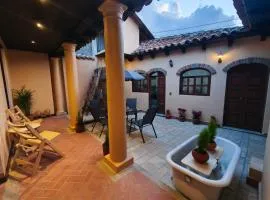 Casa Real de Mexicanos