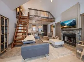 Wilderness Club Cottage on 18th Green