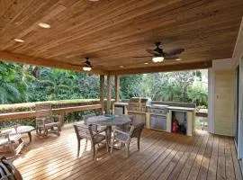 Sun Shells and Seaspray with Lanai