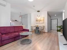 Stylish Urban apartment-Garden&Parking&AC