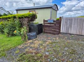 Gorffws Y Cneifwr, Hotel in Login