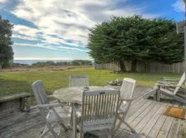 Sibley - Beautiful Ocean Views & Hot Tub
