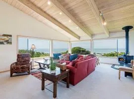 La Costiera Ocean & Bluff Views With Hot Tub