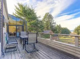 Riverview - Private Hot Tub - Sleeps 12