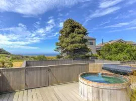 Ocean Retreat - BBQ Hot Tub & Ocean Views