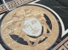 Suite Rooms Empire, hôtel à Tropea